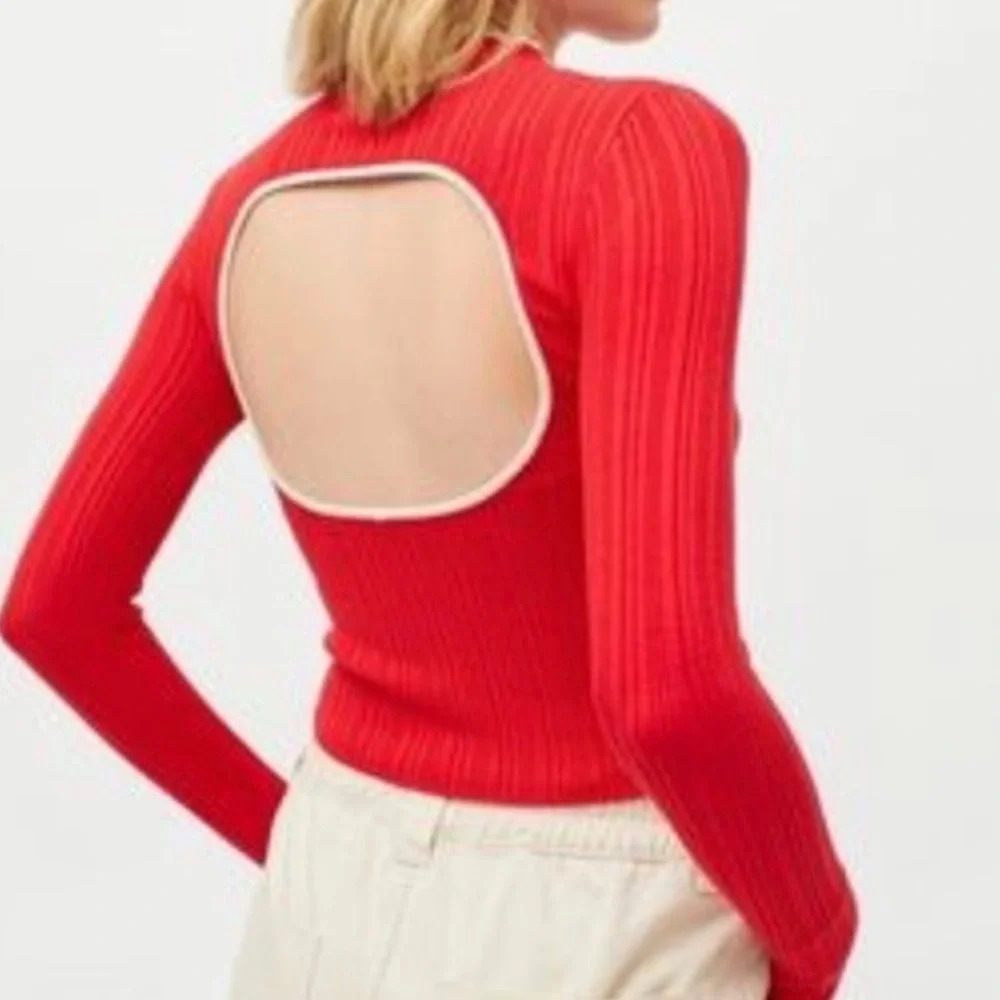 Urban outfitter Kiara mock neck long sleeve red sweater XS